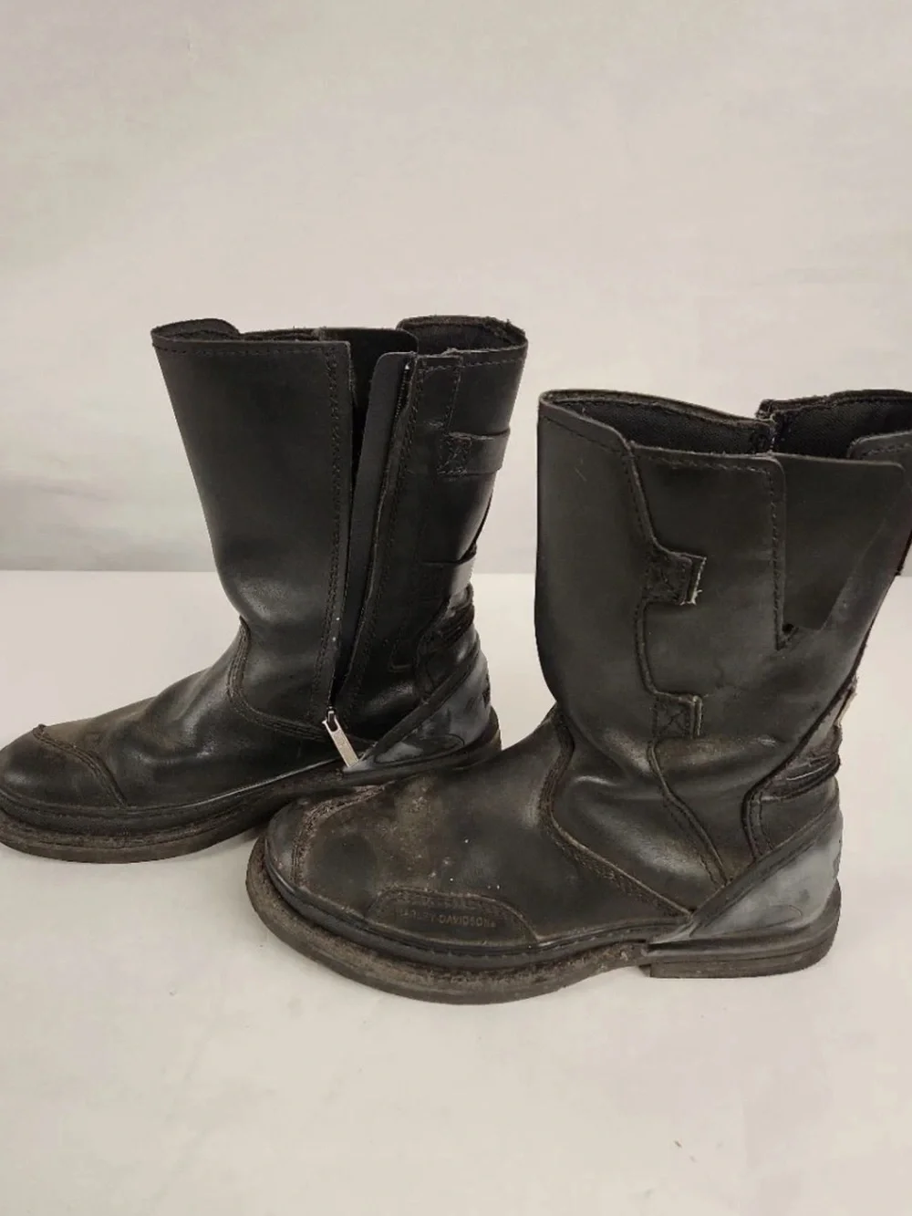 Distressed Classic Harley-Davidson Men's Black Boots Size 11.5